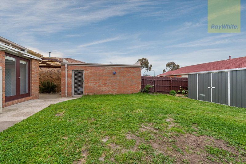 Photo - 9 Marsden Walk, Roxburgh Park VIC 3064 - Image 14