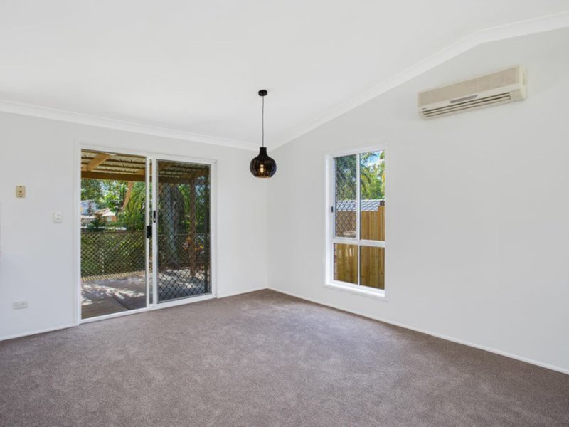 Photo - 9 Mcdivitt Court, Worongary QLD 4213 - Image 2