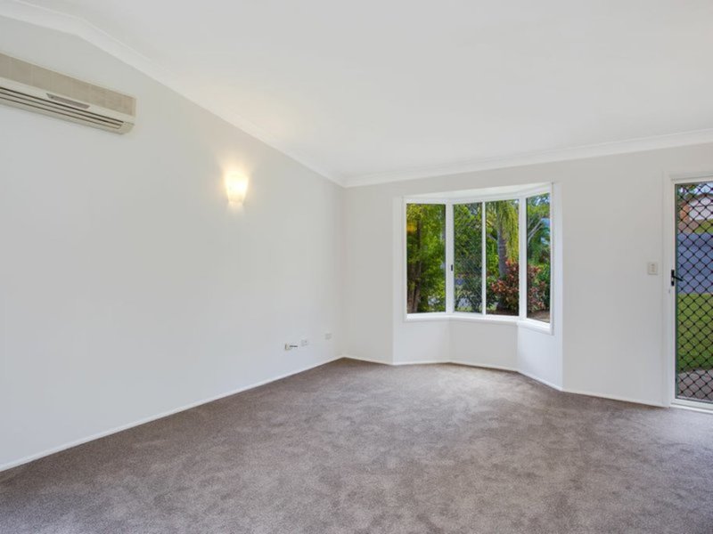 Photo - 9 Mcdivitt Court, Worongary QLD 4213 - Image 3