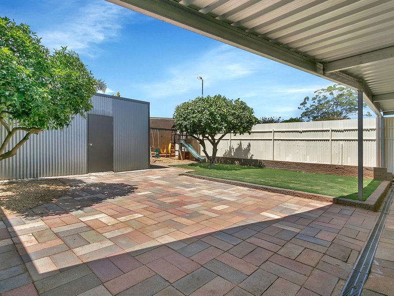 Photo - 9 Mckinlay Street, Elizabeth Downs SA 5113 - Image 11