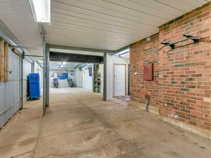 Photo - 9 Mckinlay Street, Elizabeth Downs SA 5113 - Image 13