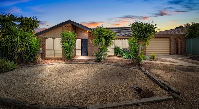 Photo - 9 Mckinnon Court, Melton West VIC 3337 - Image 1