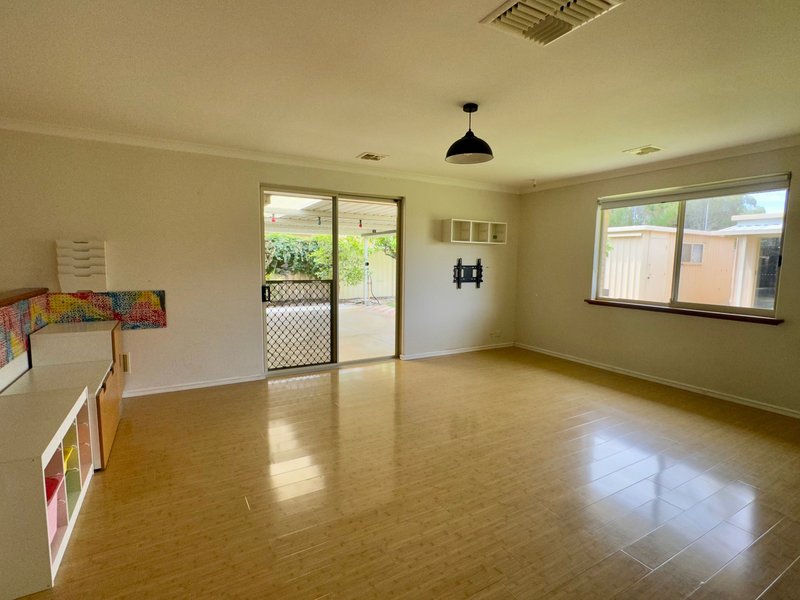 Photo - 9 Mclean Street, Rockingham WA 6168 - Image 7