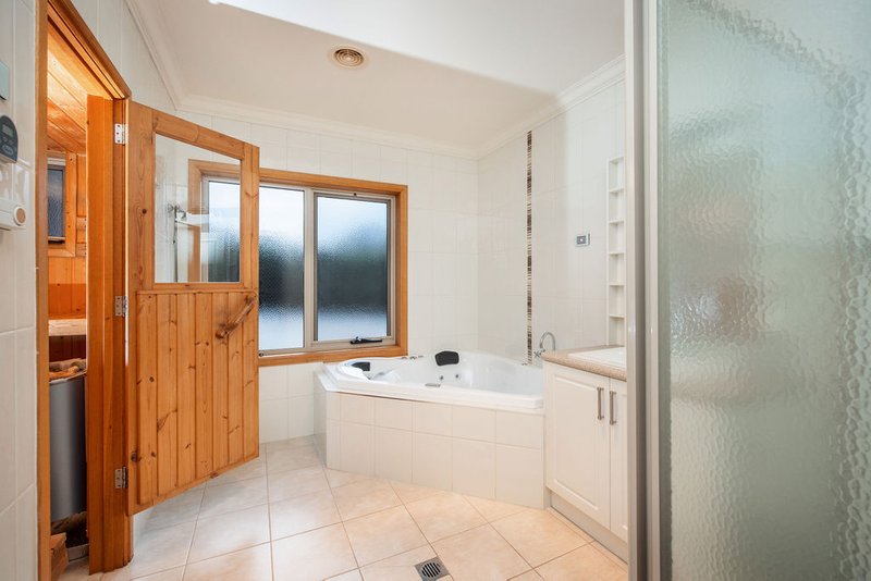 Photo - 9 Mcleish Court, Wodonga VIC 3690 - Image 23