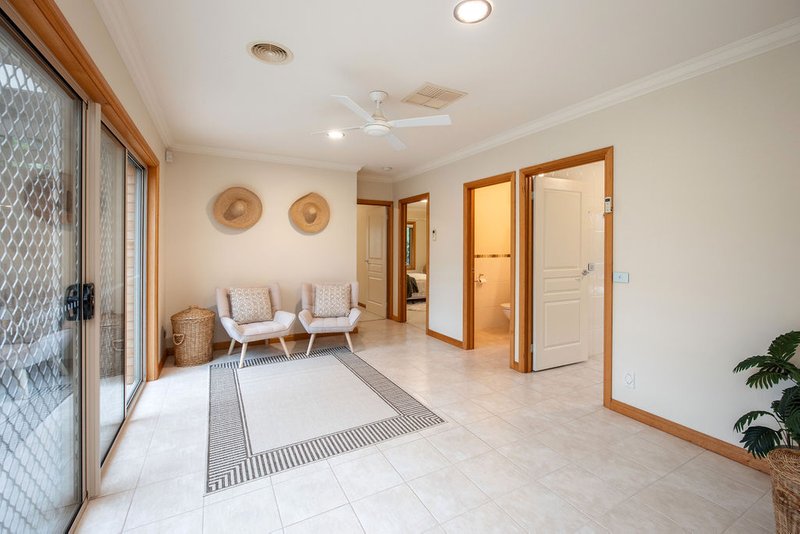 Photo - 9 Mcleish Court, Wodonga VIC 3690 - Image 26