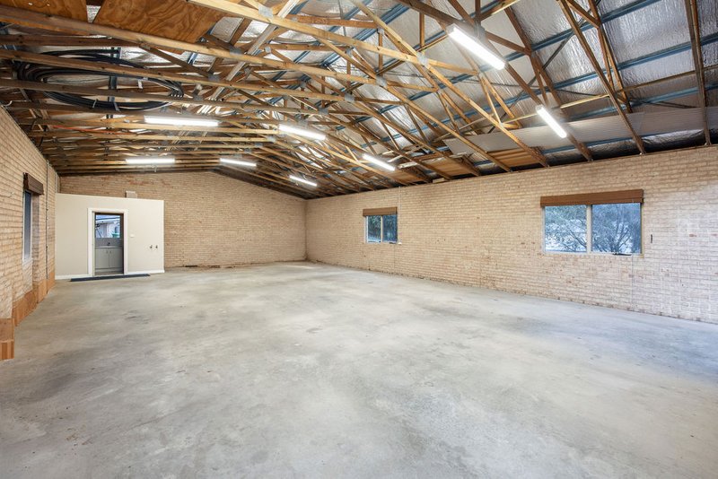 Photo - 9 Mcleish Court, Wodonga VIC 3690 - Image 31