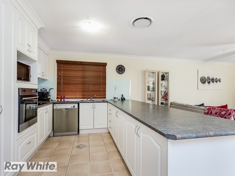 Photo - 9 Mcniven Court, North Lakes QLD 4509 - Image 6