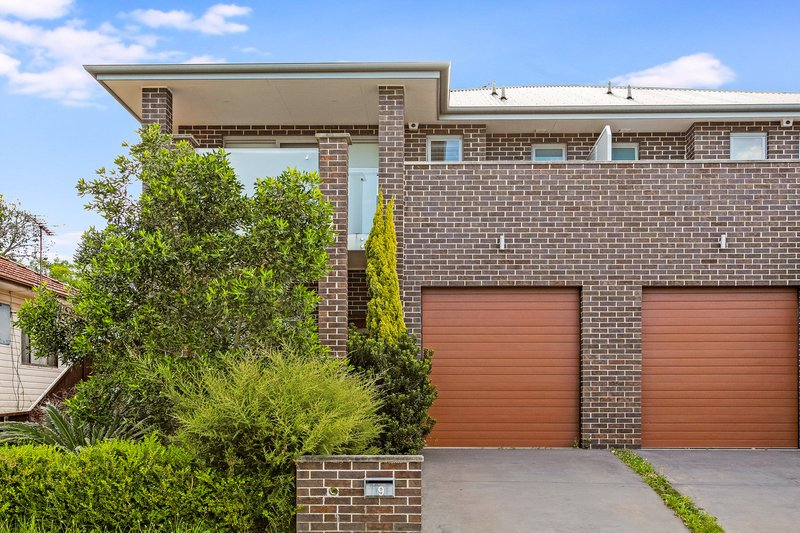 9 Meakin Crescent, Chester Hill NSW 2162