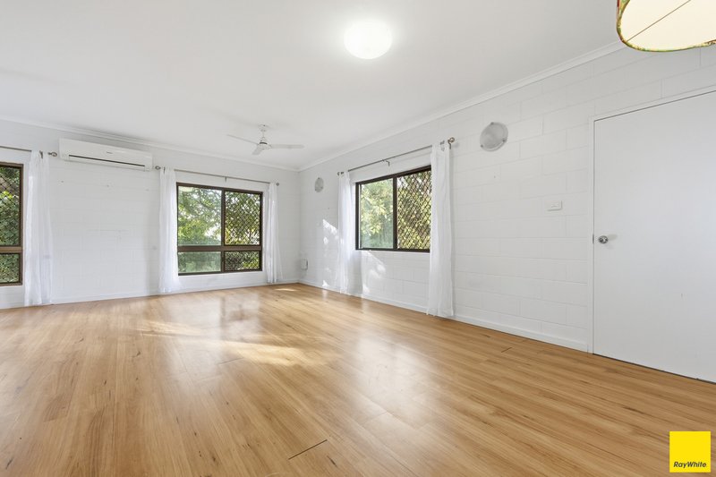 Photo - 9 Melinga Close, Caravonica QLD 4878 - Image 4