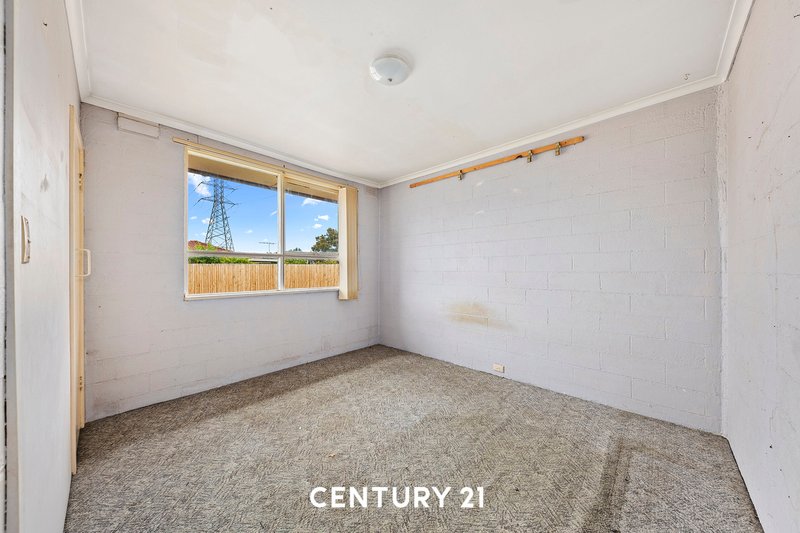 Photo - 9 Melosa Avenue, Clayton South VIC 3169 - Image 11