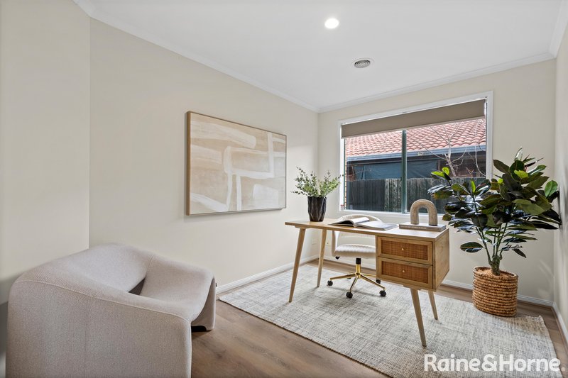Photo - 9 Mensa Court, Roxburgh Park VIC 3064 - Image 14