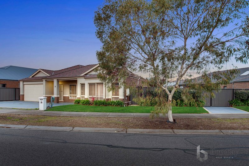 Photo - 9 Middlesborough Drive, Craigieburn VIC 3064 - Image 23