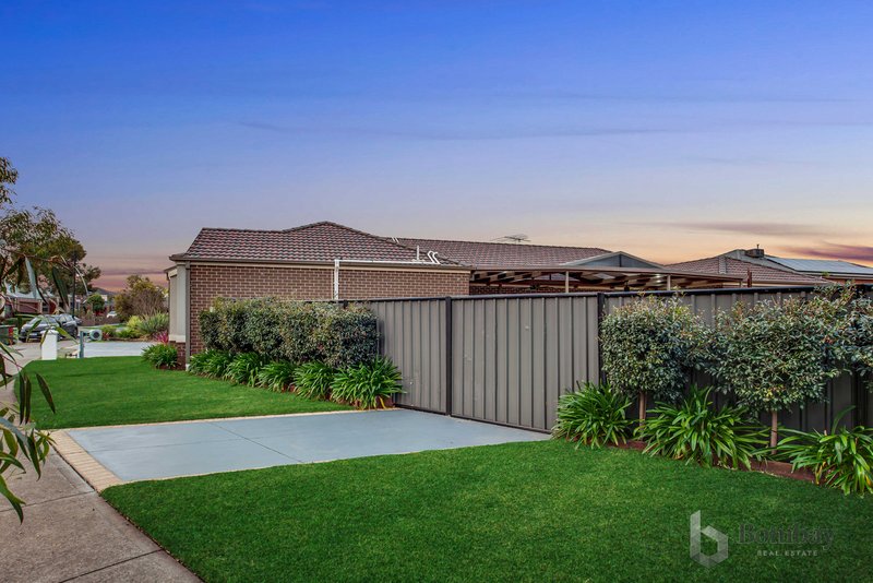 Photo - 9 Middlesborough Drive, Craigieburn VIC 3064 - Image 24