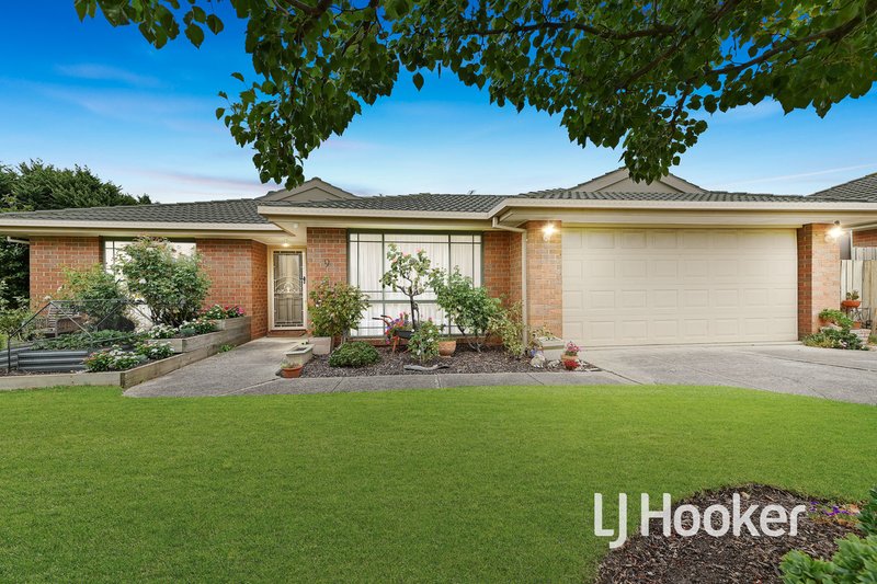 9 Millbank Place, Cranbourne VIC 3977