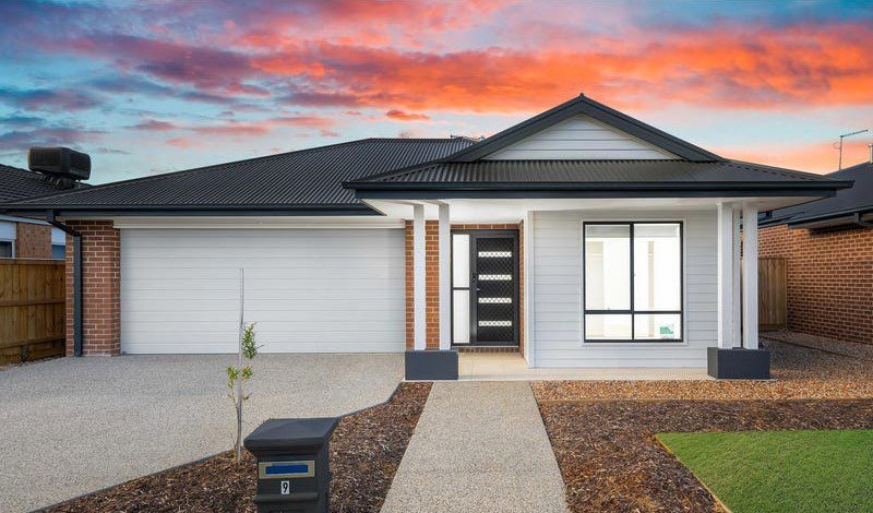 Photo - 9 Millbrook Drive, Wyndham Vale VIC 3024 - Image 1