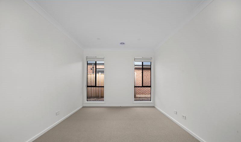 Photo - 9 Millbrook Drive, Wyndham Vale VIC 3024 - Image 7