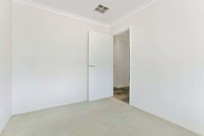 Photo - 9 Minda Place, Wanneroo WA 6065 - Image 24