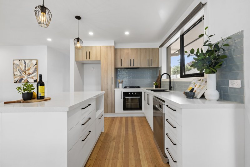 Photo - 9 Mirang Avenue, Croydon VIC 3136 - Image