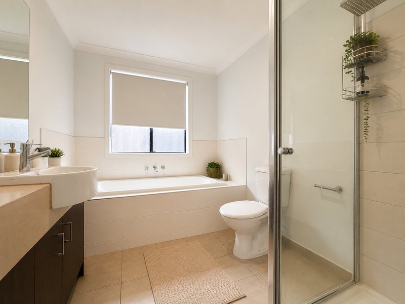 Photo - 9 Mirka Drive, Lalor VIC 3075 - Image 11