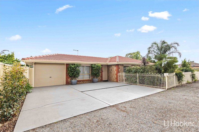 Photo - 9 Moir Street, Smithfield SA 5114 - Image 2