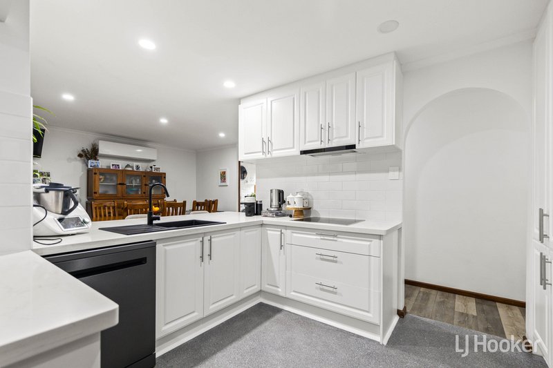 Photo - 9 Moir Street, Smithfield SA 5114 - Image 7