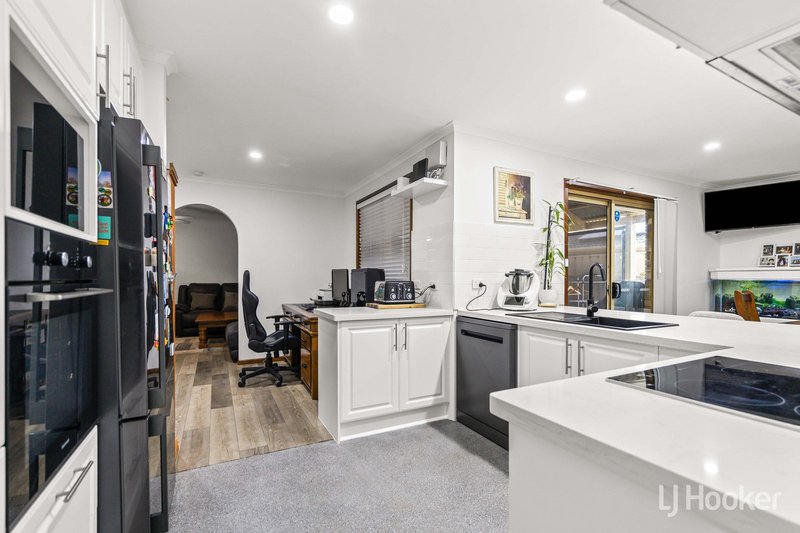 Photo - 9 Moir Street, Smithfield SA 5114 - Image 8