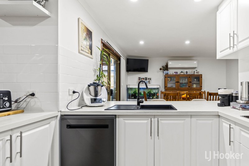 Photo - 9 Moir Street, Smithfield SA 5114 - Image 9
