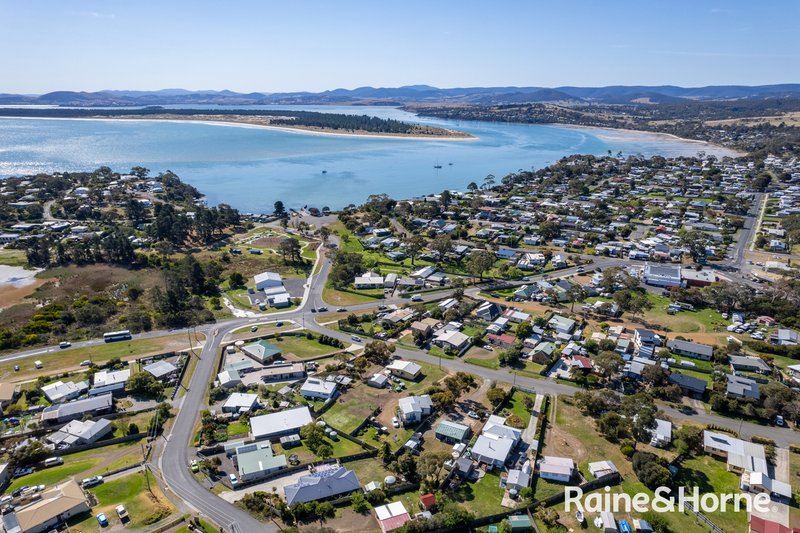 Photo - 9 Mongana Street, Dodges Ferry TAS 7173 - Image 24