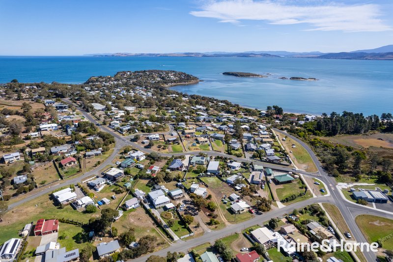 Photo - 9 Mongana Street, Dodges Ferry TAS 7173 - Image 29