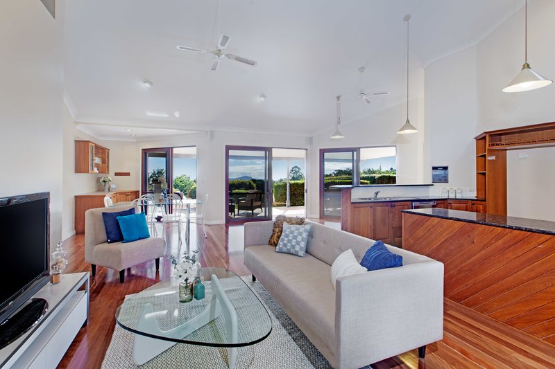 Photo - 9 Mons School Road, Buderim QLD 4556 - Image 9