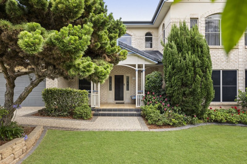 Photo - 9 Montclair Close, Middle Ridge QLD 4350 - Image 1