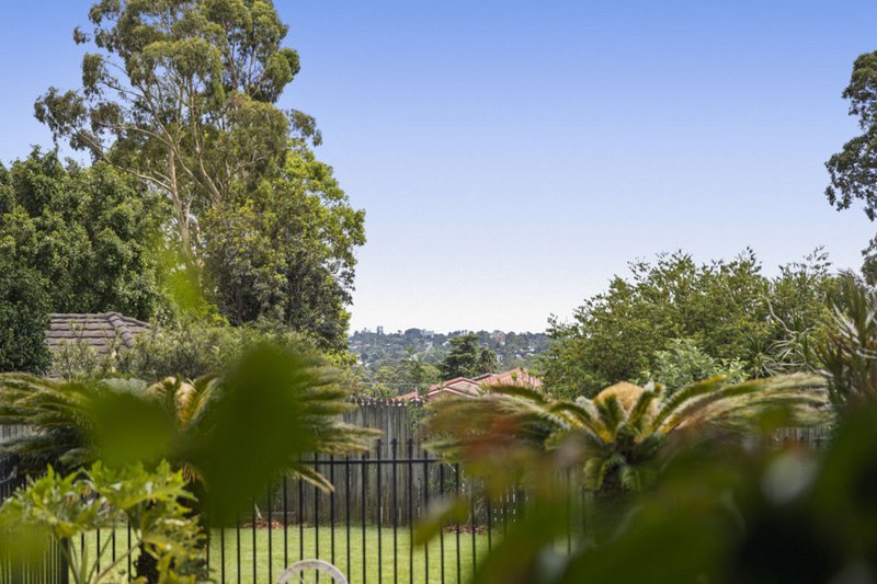 Photo - 9 Montclair Close, Middle Ridge QLD 4350 - Image 3