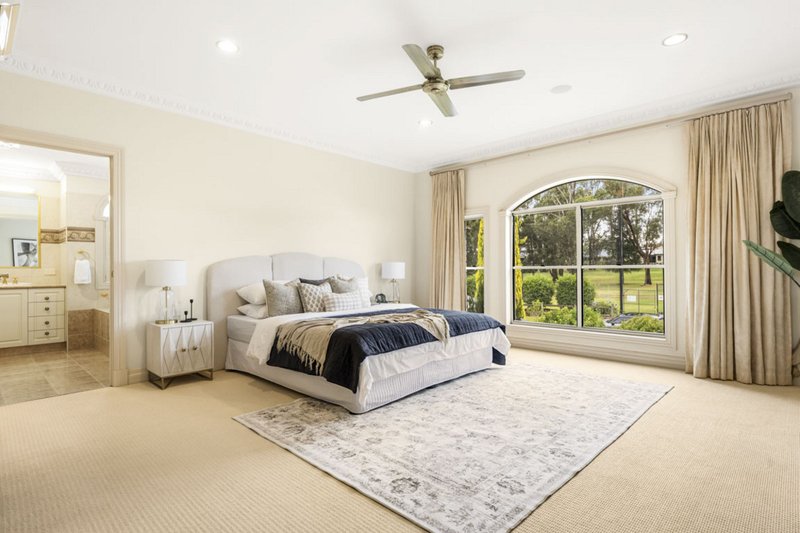 Photo - 9 Montclair Close, Middle Ridge QLD 4350 - Image 17