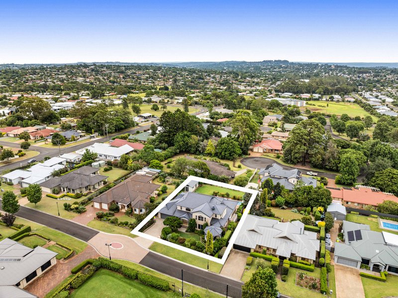 Photo - 9 Montclair Close, Middle Ridge QLD 4350 - Image 33