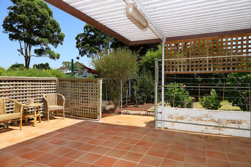 Photo - 9 Moombara Avenue, Peakhurst NSW 2210 - Image 3