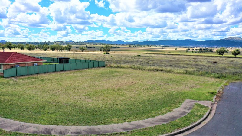 Photo - 9 Morning View Close, Quirindi NSW 2343 - Image 3