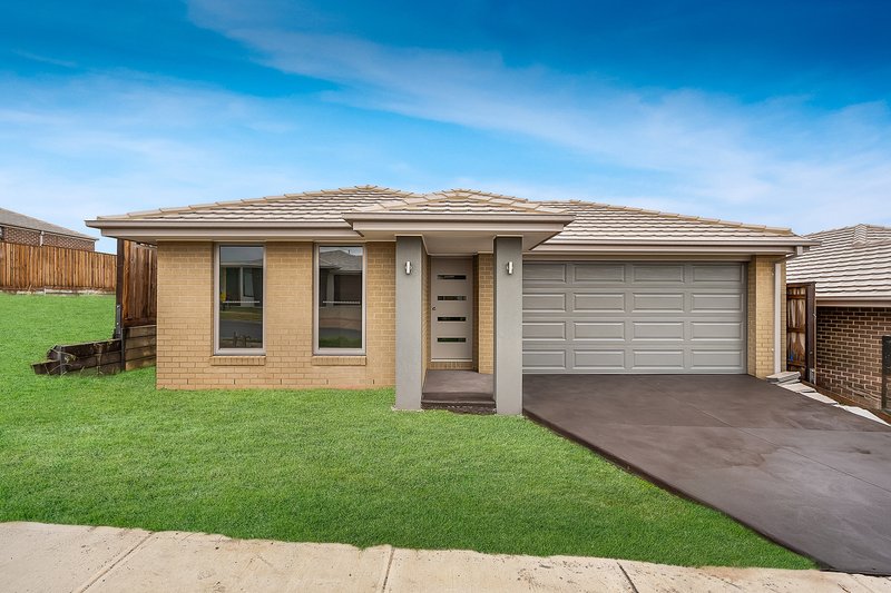 9 Mornington Crescent, Nar Nar Goon North VIC 3812