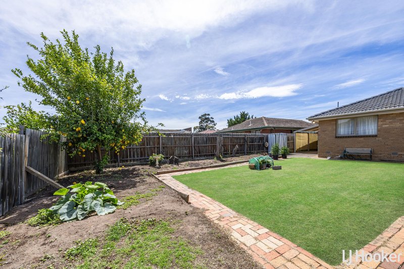 Photo - 9 Morshead Street, Melton South VIC 3338 - Image 9