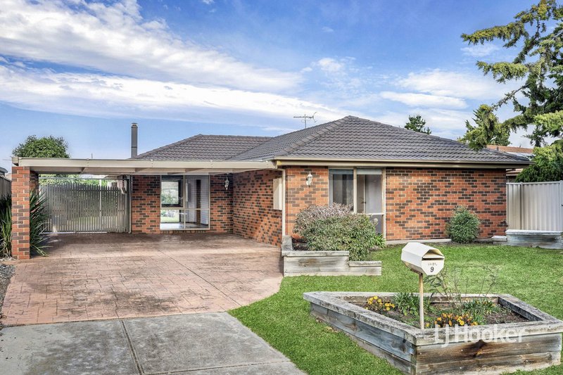 9 Moss Close, Hoppers Crossing VIC 3029