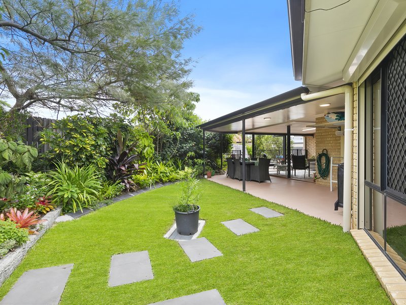 Photo - 9 Mossman Way, Sandstone Point QLD 4511 - Image 20