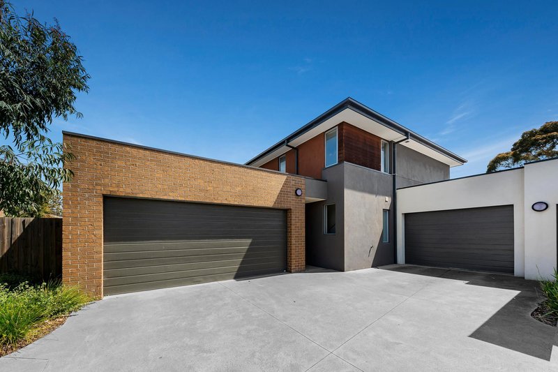 9 Mountain Lane, Ringwood VIC 3134