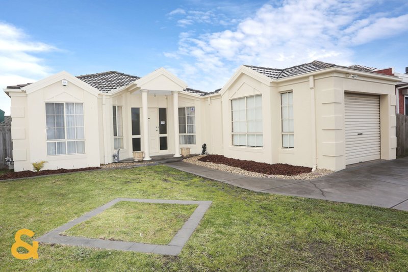 9 Murray Walk, Roxburgh Park VIC 3064