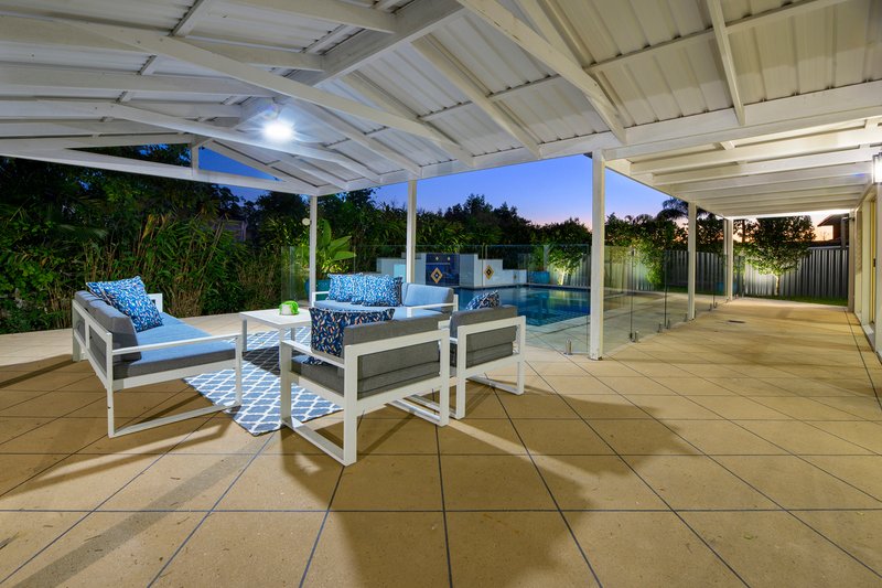 Photo - 9 Murrumba Drive, Ashmore QLD 4214 - Image 9