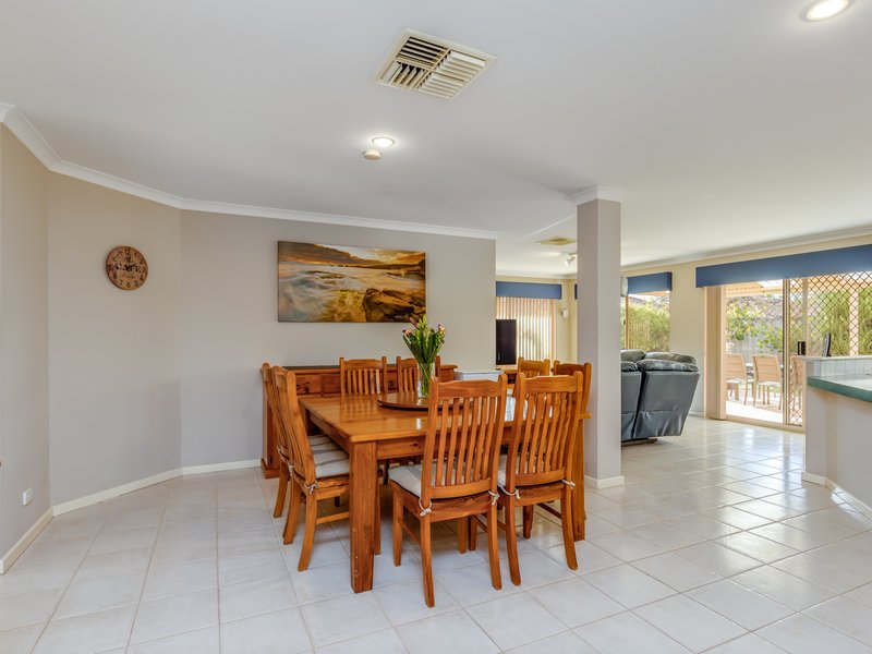 Photo - 9 Myrtle Court, Thornlie WA 6108 - Image 8