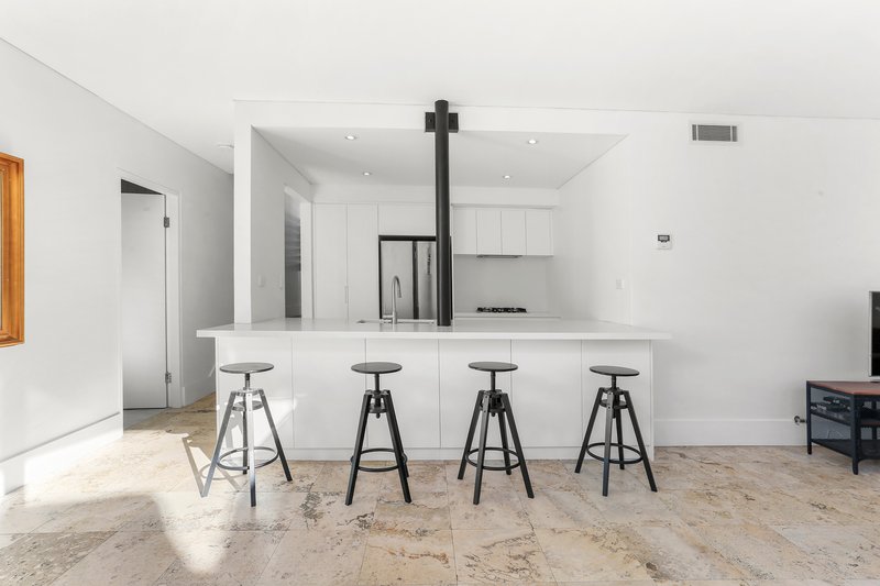 Photo - 9 Myrtle Lane, Leichhardt NSW 2040 - Image 3