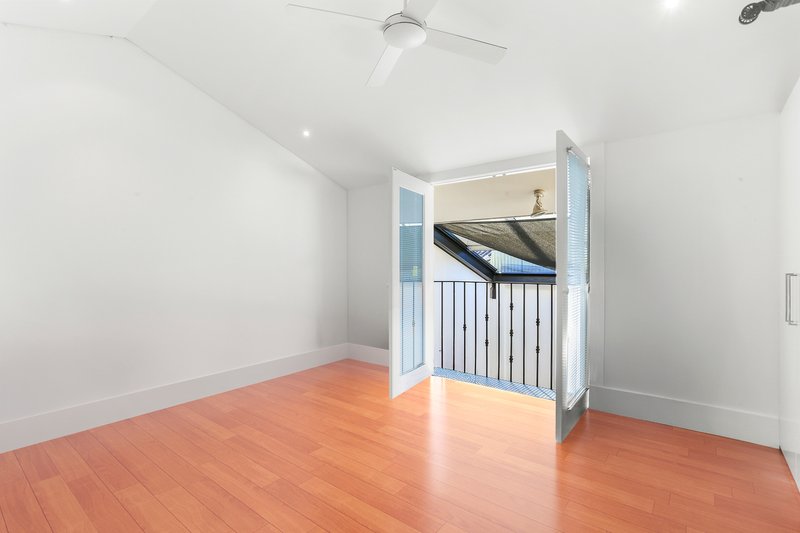 Photo - 9 Myrtle Lane, Leichhardt NSW 2040 - Image 6