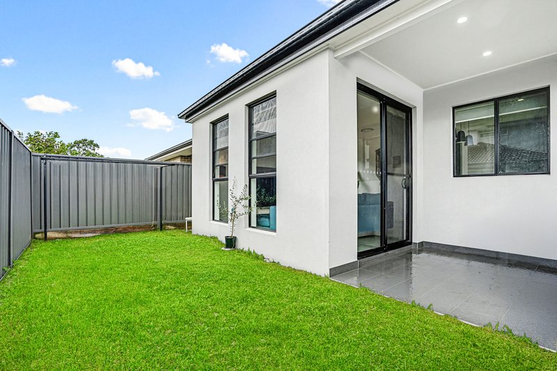 Photo - 9 Myrtle Street, Gregory Hills NSW 2557 - Image 7