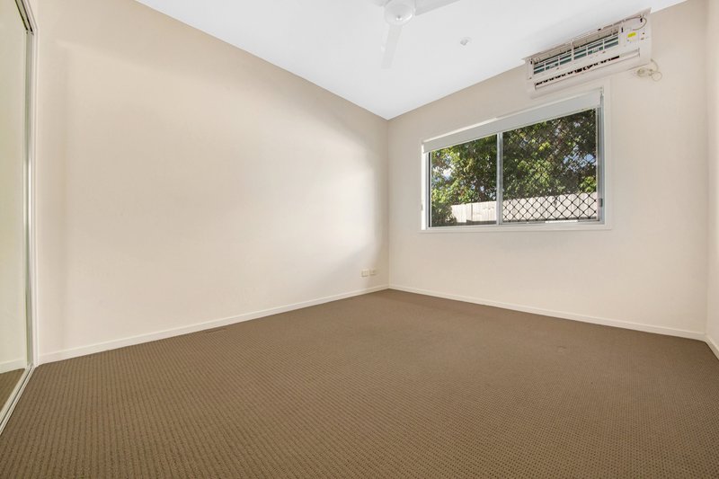 Photo - 9 Namadgi Terrace, New Auckland QLD 4680 - Image 10