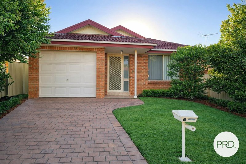 Photo - 9 Namoi Court, Wattle Grove NSW 2173 - Image 1