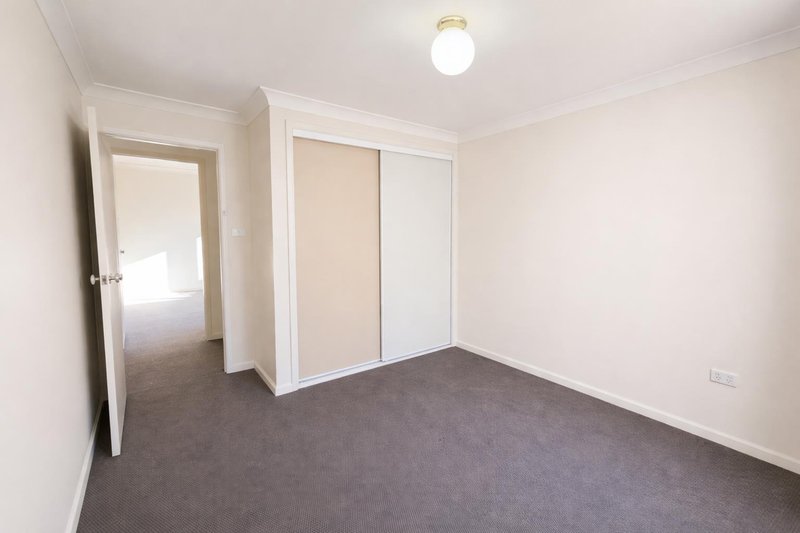 Photo - 9 Namoi Court, Wattle Grove NSW 2173 - Image 8